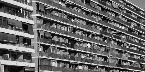Derecho Inmobiliario / Abogados Inmobiliarios Lleida · Conflictos con Relaciones de Vecindad