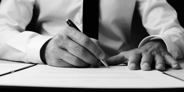 Derecho Inmobiliario / Abogados Inmobiliarios Lleida · Desahucios Hipotecarios / Embargos